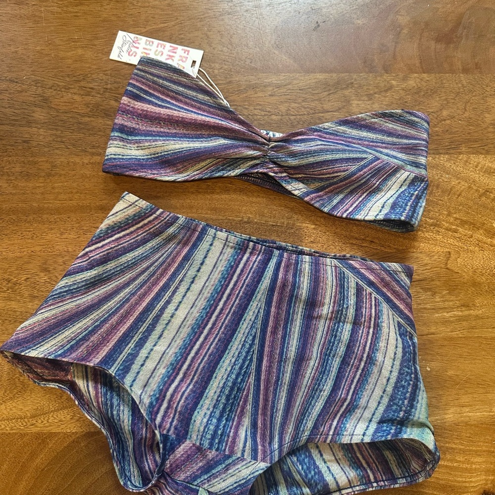Frankie’s Bikini Set